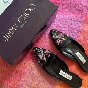 Sz. 9 Jimmy Choo Embroidered Beaded Mules